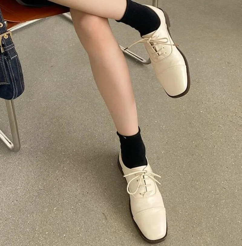 New 2021 Autumn Women's Flats Small Leather Shoes Korea Style Ladies Student All-match Comfy Flats Square Toe Lace Single Shoes