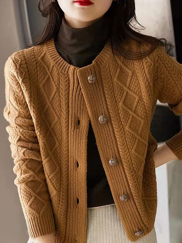  Crew Neck Loose Knitted Cardigan