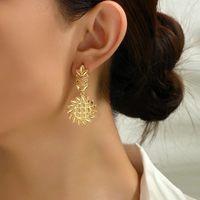 1 Pair Elegant Vacation Leaf Plating Copper 18k Gold Plated Drop Earrings