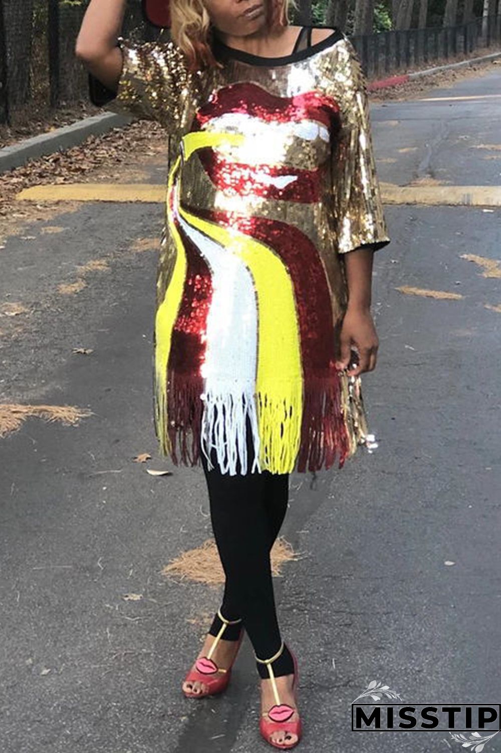 Gold Fashion Tassel Short Sleeve Sequin Dress
