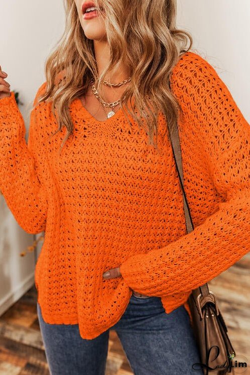 Fashionable and Minimalist Sweater