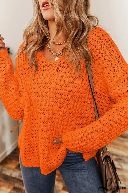 Fashionable and Minimalist Sweater