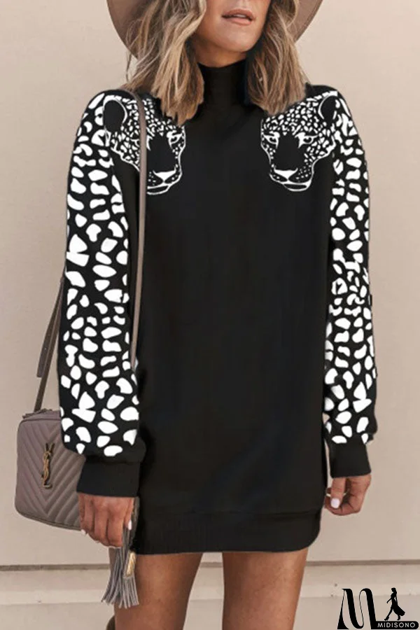 MidiSono - Turtleneck Leopard Print Sweatshirt