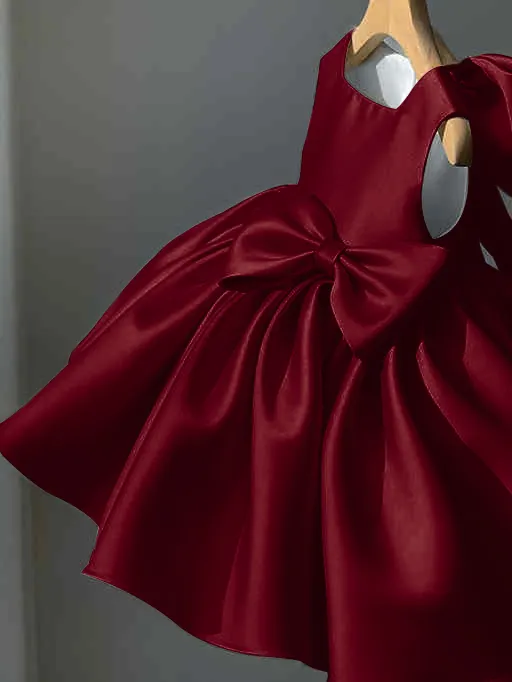 Ball-Gown Square Neck Sleeveless Knee-Length Flower Girl Dress with Lace & Bowknot