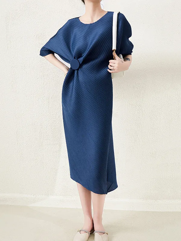 Casual Short Sleeves Pleated Solid Color Round-Neck Midi Dresses main image 1