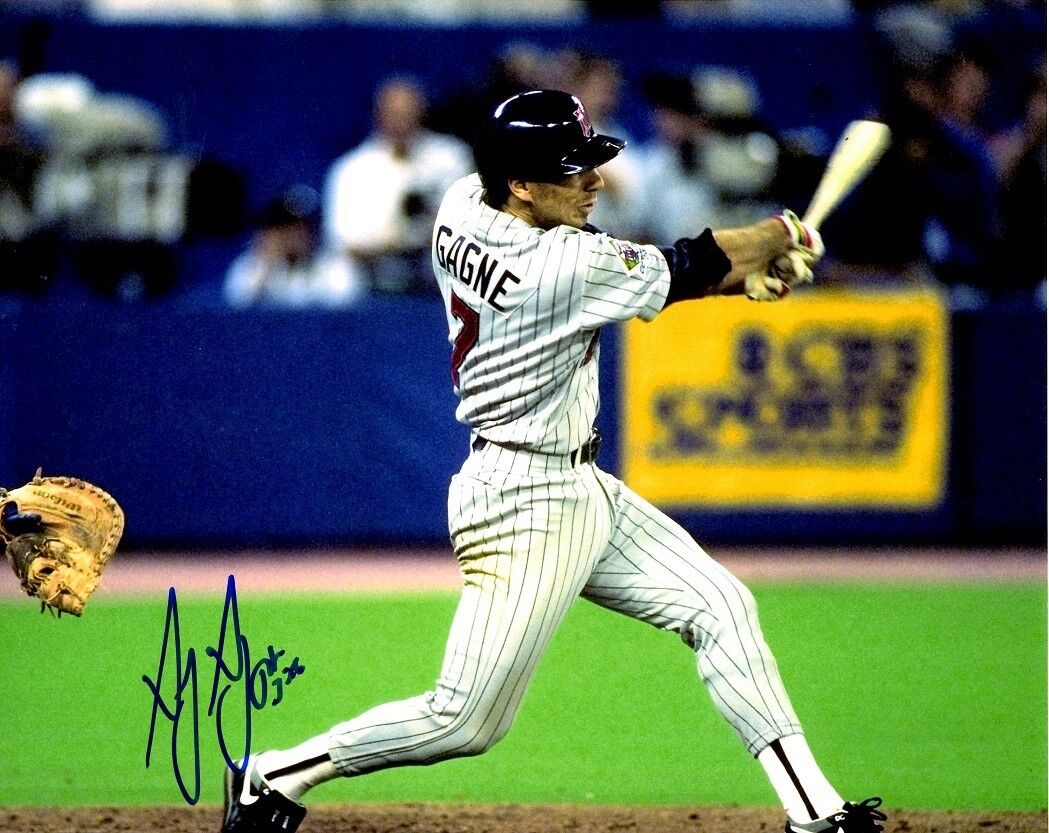 Signed 8x10 GREG GAGNE Minnesota Twins Autographed Photo Poster painting - COA