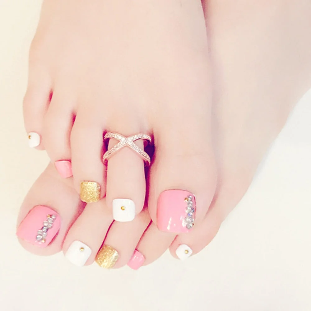 24Pcs Lady Artificial False Toenails Gradient Red Gold Foil Fake Toe Nails With Design DIY Foot Nail Art Tips Manicure Tools-Nail Inspo