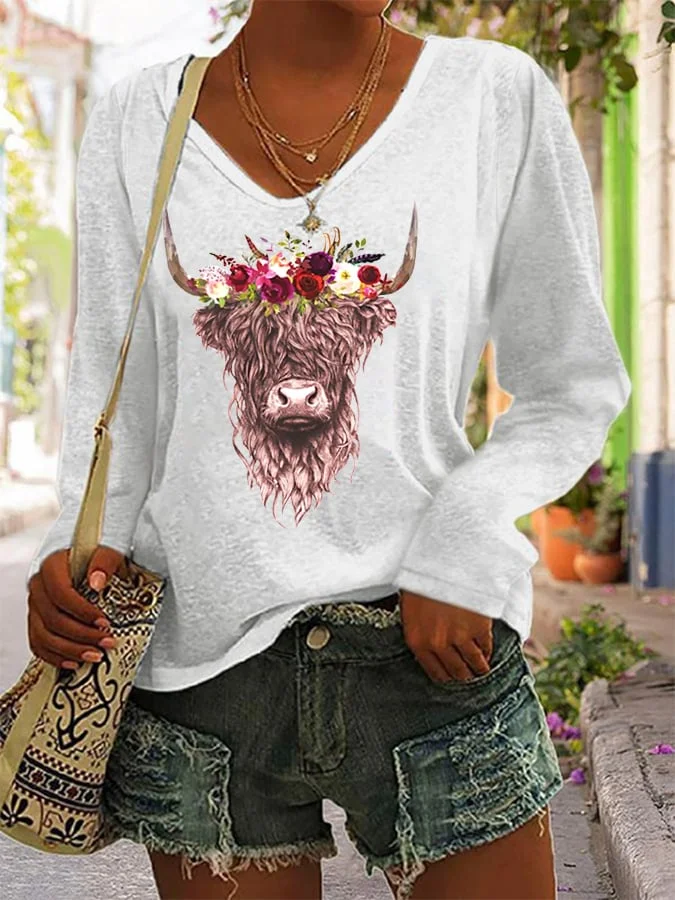 Women's Floral Highland Cow Casual Long-Sleeve T-Shirt socialshop