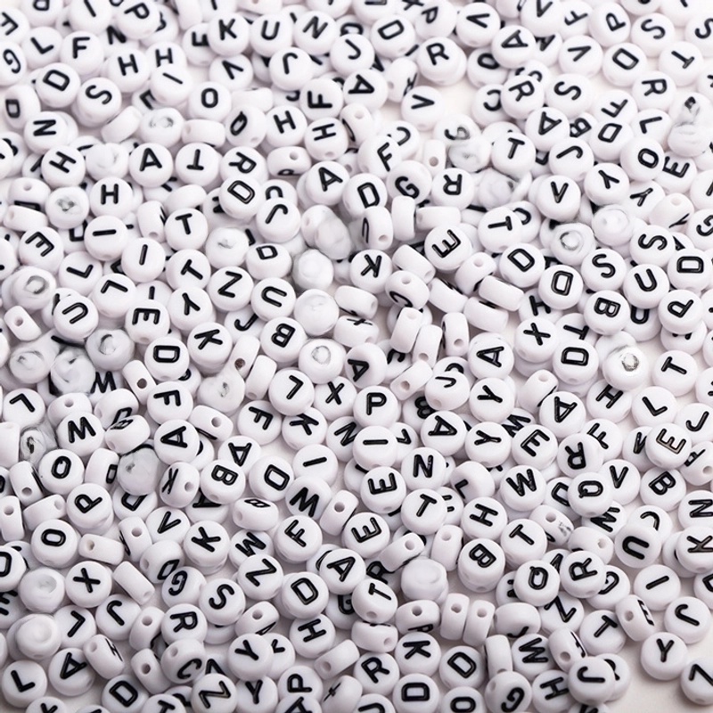400 Pieces 4 * 7mm Arylic Letter Beads