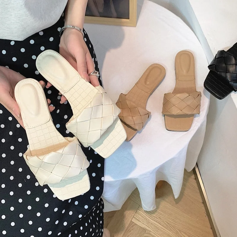 Women Weave Slippers 2021 Summer New Trend Simple Flat Shoes Ladies Diamond Lattice Mules Shoes Sexy Open Toe Ladies Flip Flop