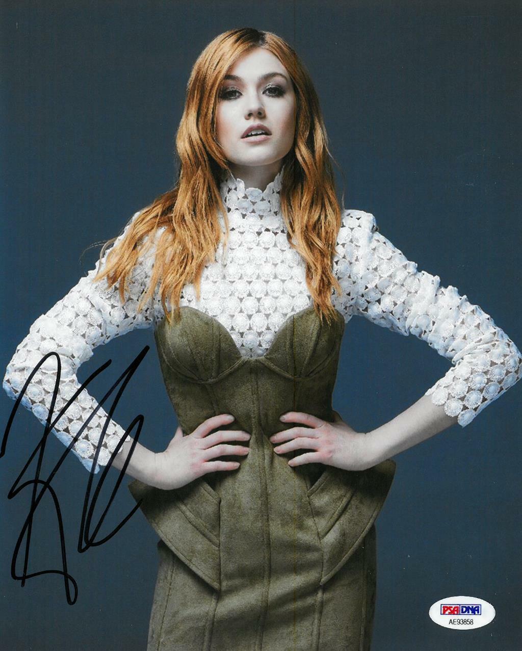 Katherine McNamara Signed Authentic Autographed 8x10 Photo Poster painting PSA/DNA #AE93858