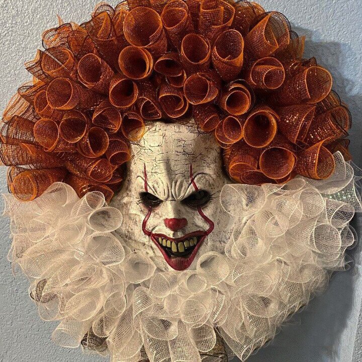 Creepy Clown Pennywise Wreath Halloween Mesh Wreaths