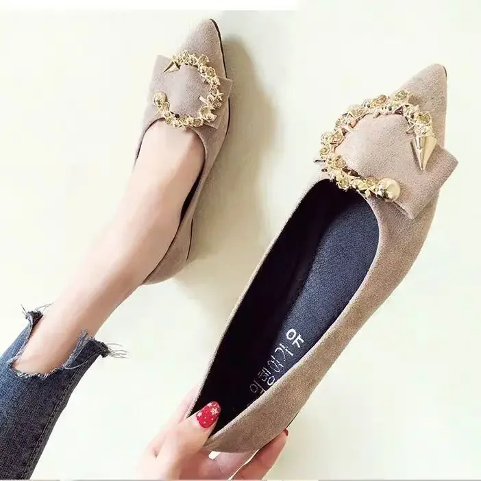 Blankf Mujer 2023 Spring New Pointy Flat Sole Single Shoe Women Metal Decoration Casual Women Shoe Set Foot Bean Shoe Wholesale