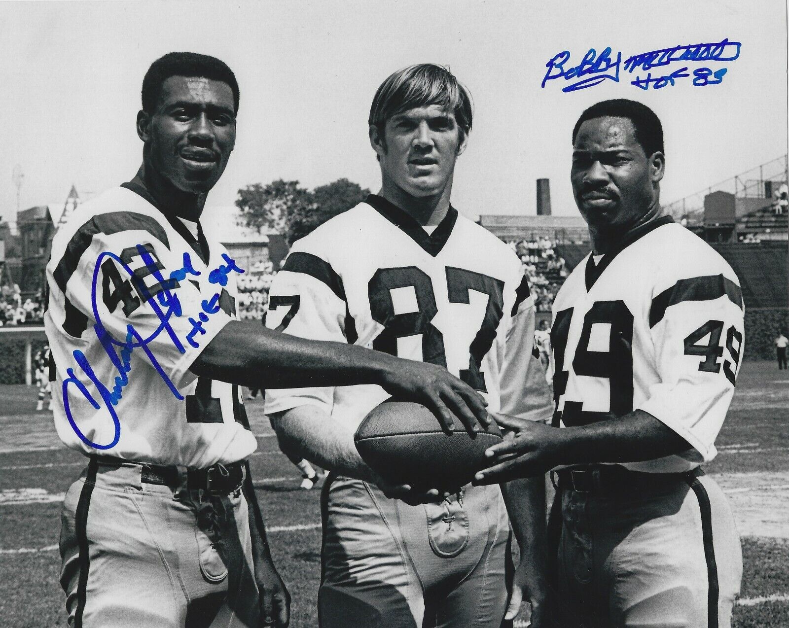 Autographed CHARLEY TAYLOR & BOBBY MITCHELL 8X10 Washington Redskins Photo Poster painting COA