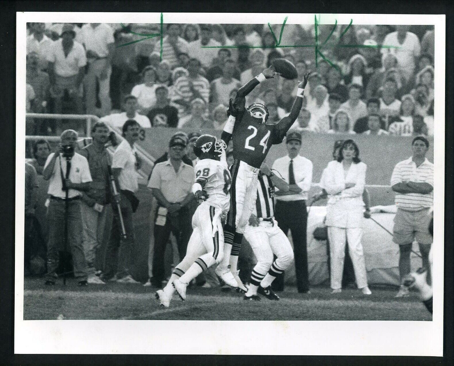 Vestee Jackson & Carlos Carson 1989 Press Photo Poster painting Chicago Bears Kansas City Chiefs