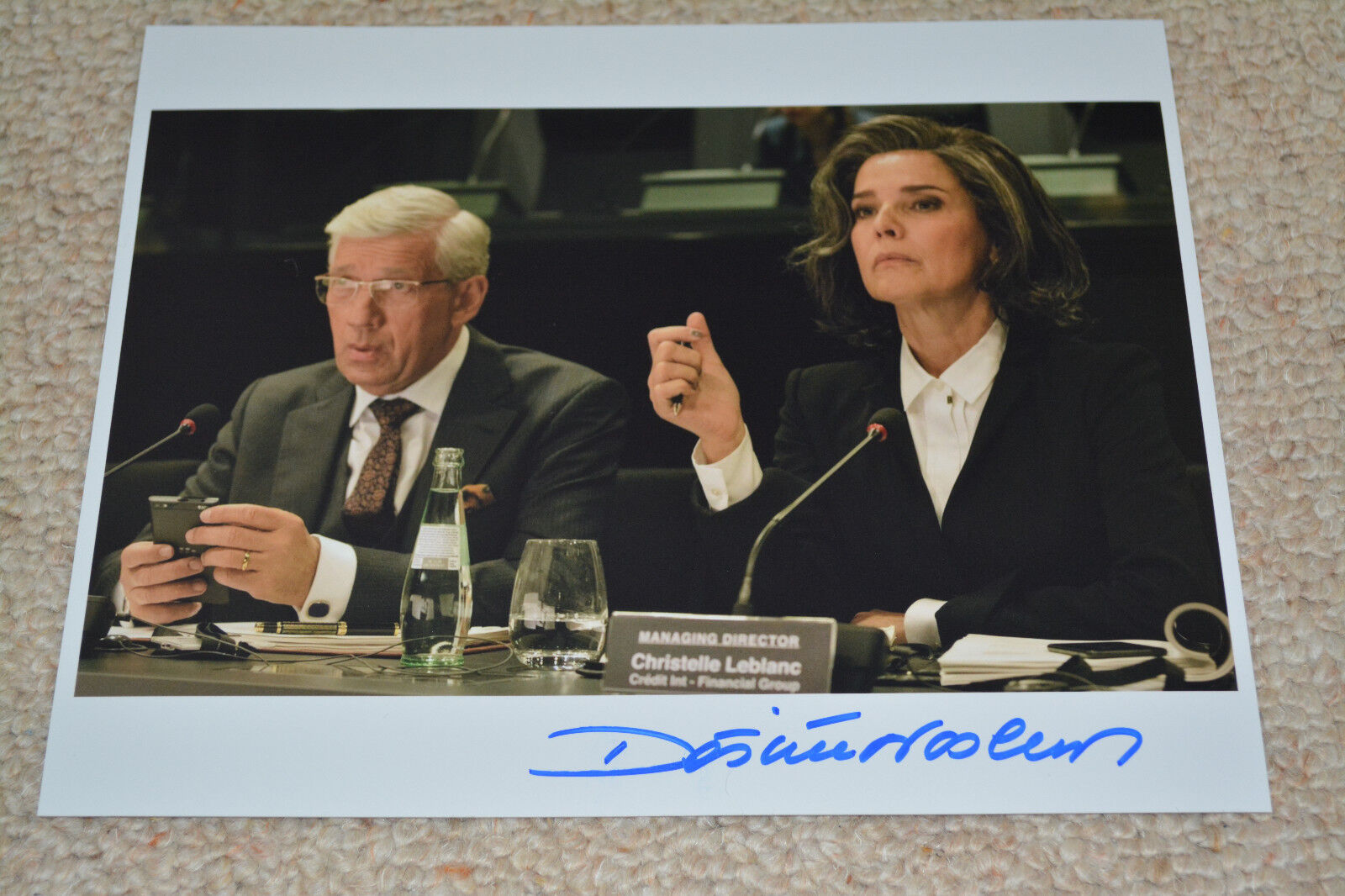 DESIREE NOSBUSCH signed autograph In Person 8x10 (20x25 cm) BAD BANKS