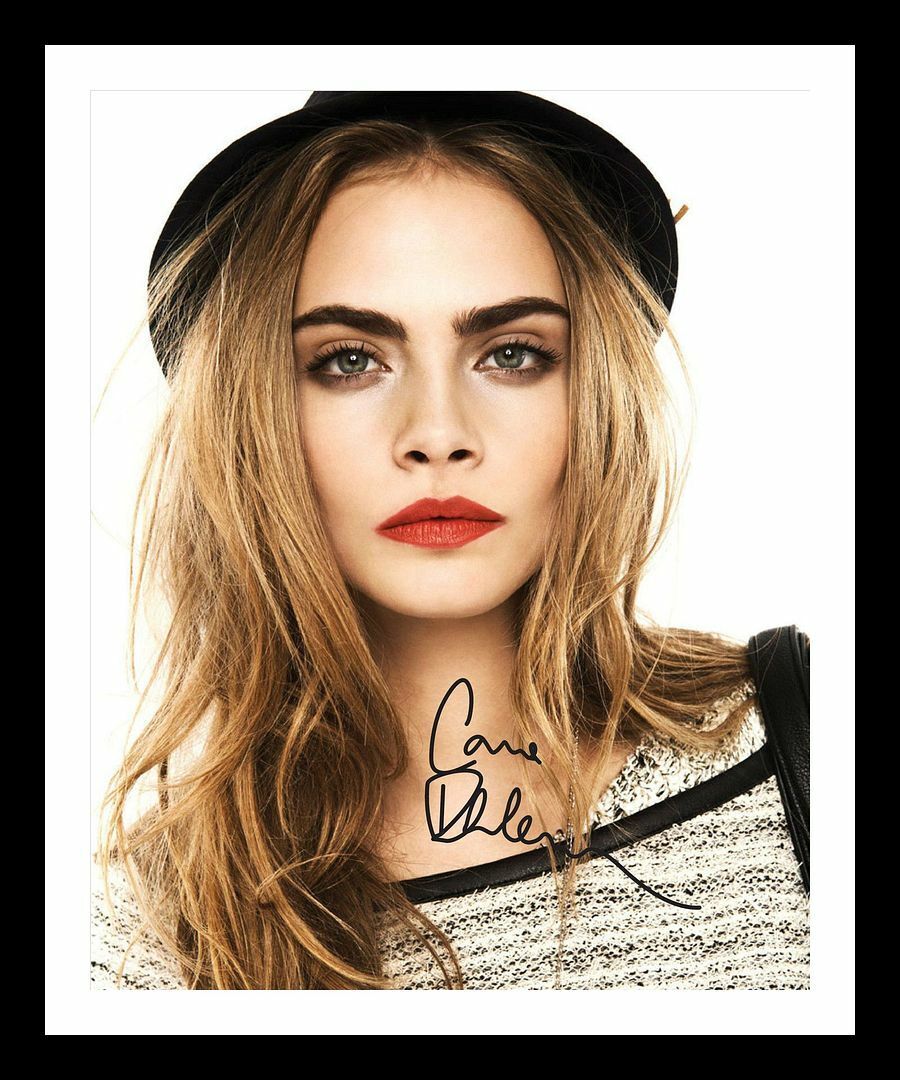 Cara Delevingne Autograph Signed & Framed Photo Poster painting 1