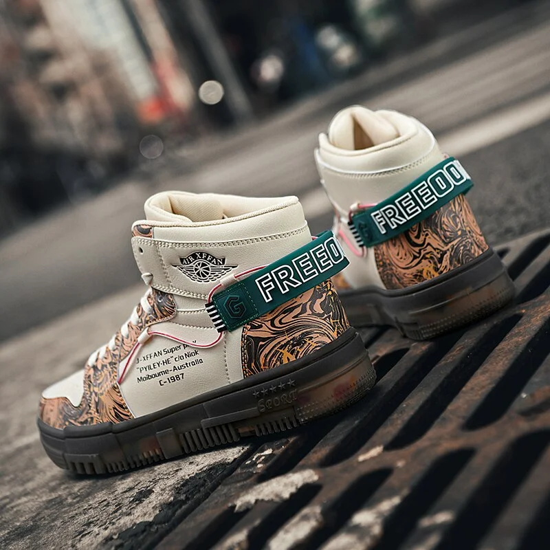 Trendy Men Sports Shoes High-top Graffiti SkateBoard Shoes Platform Sneakers Man Waterproof Men's Walking Shoes Zapatos Hombre