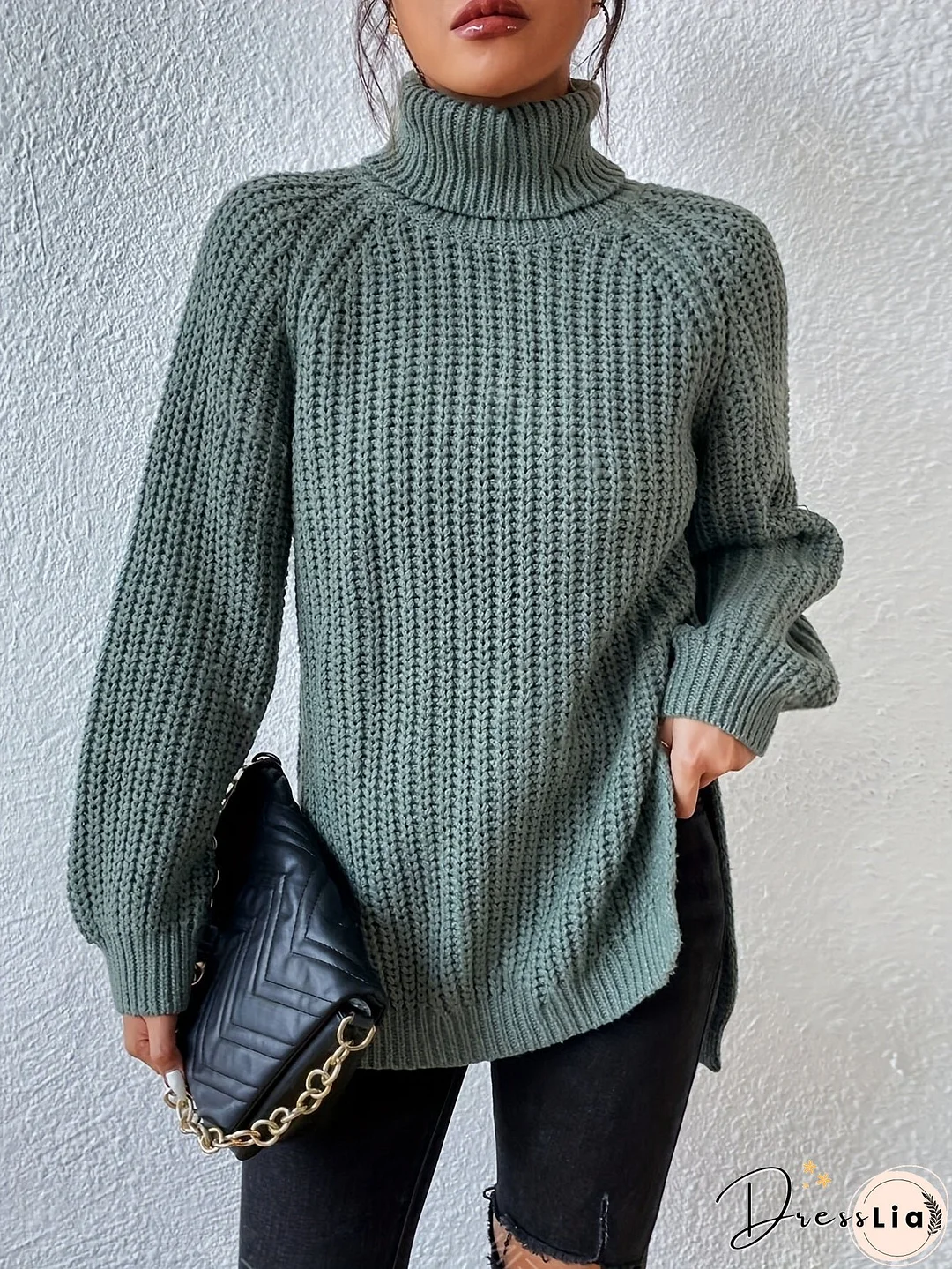 Classic and Comfortable winter Pullover