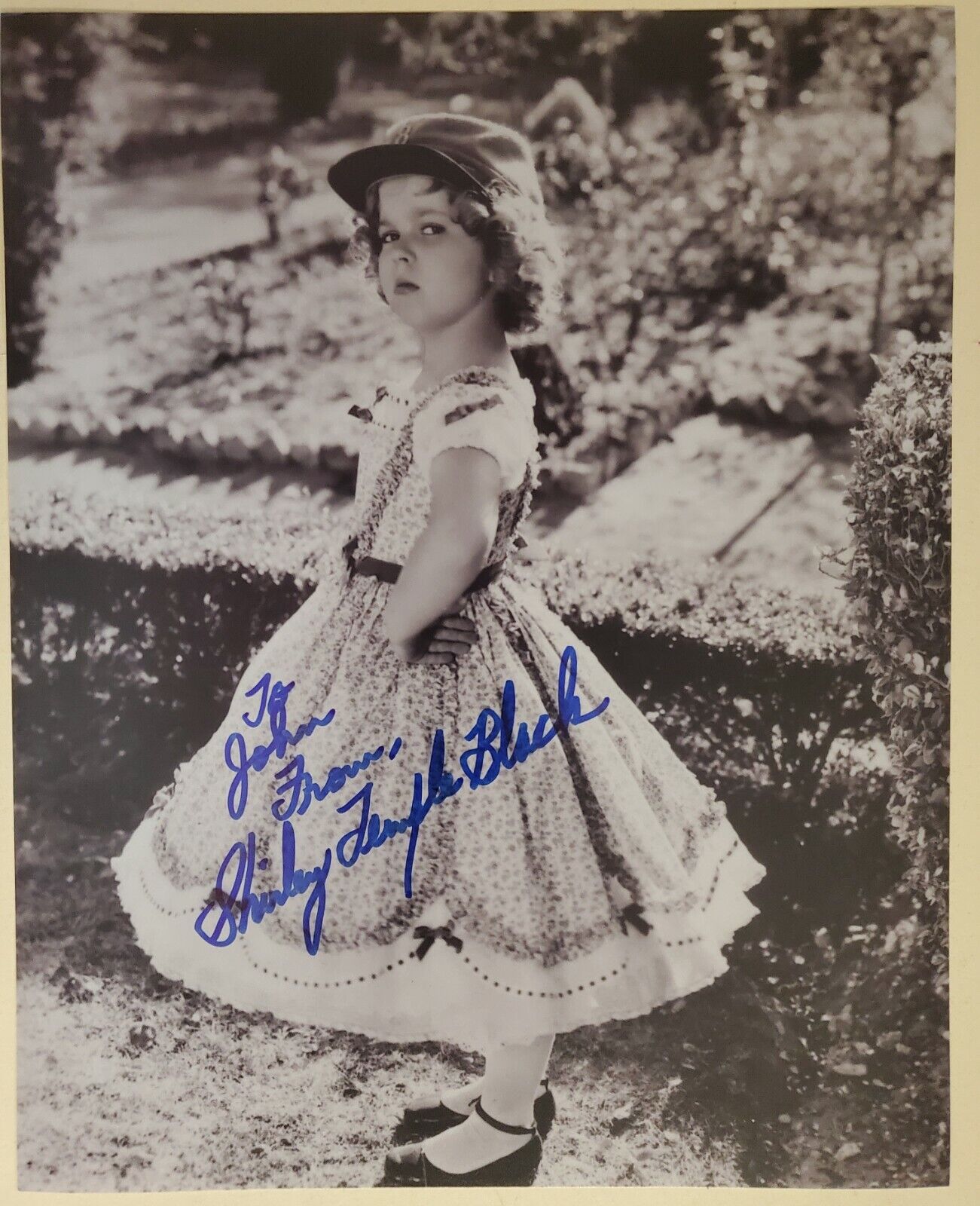 SHIRLEY TEMPLE CUTE HAND SIGNED AUTOGRAPHED BW Photo Poster painting TO JOHN!!