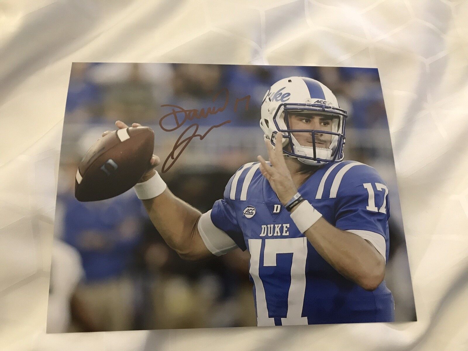 Daniel Jones Signed Auto 8x10 Football Photo Poster painting Duke Blue Devils NFL