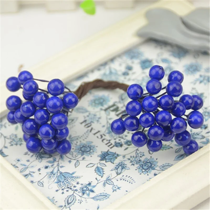 25pcs/50 Heads 0.7cm Mini Fake Fruit Small Double heads Berries Artificial Flower cherry Stamen Wedding Christmas Decorative