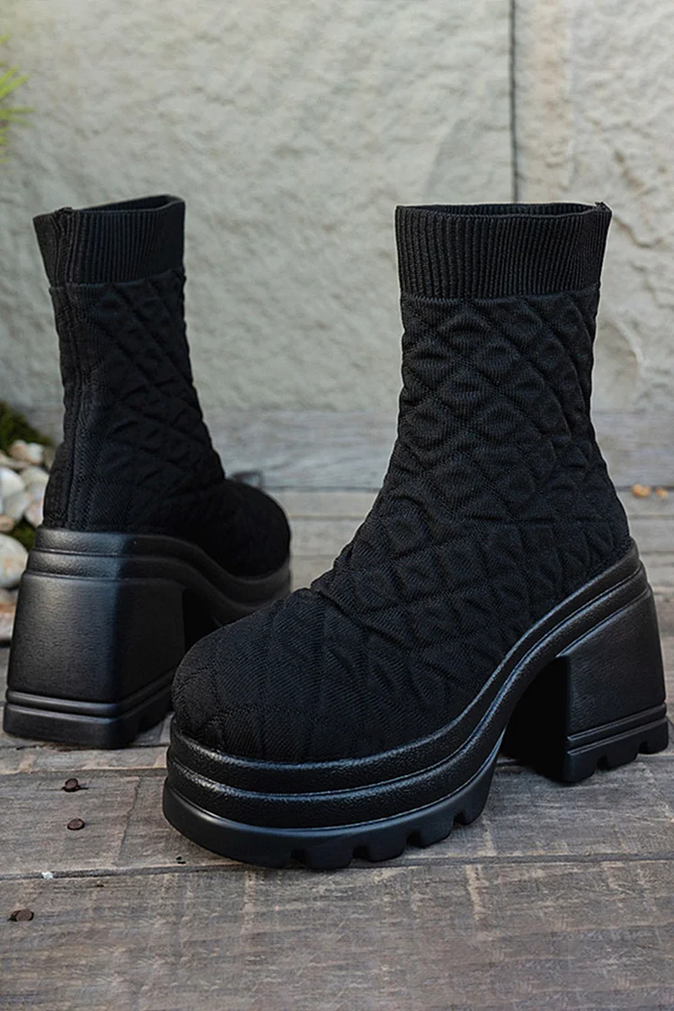 Fashionable Solid Color Round Toe Thick Heel Boots