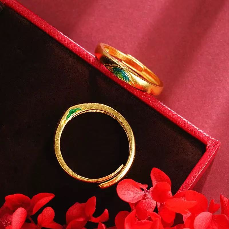 A thousand miles of rivers and mountains, but only you in my eyes; Couple rings (adjustable)
