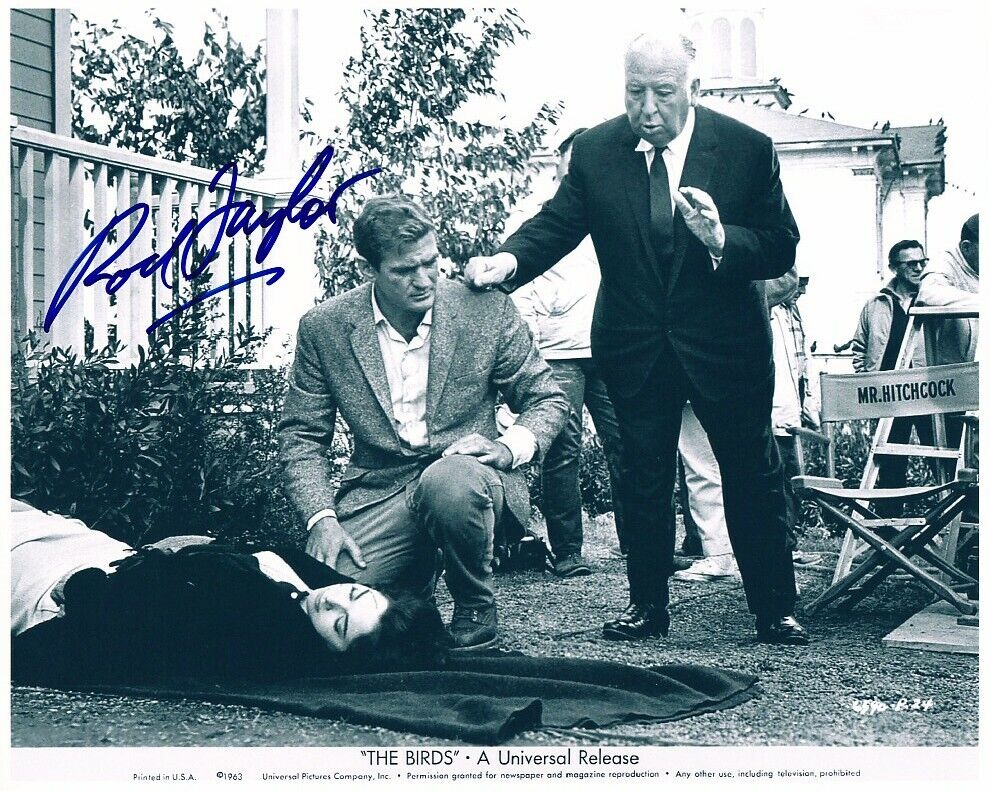 ROD TAYLOR signed THE BIRDS 8x10 w/ coa ALFRED HITCHCOCK DIRECTS KEY DEATH SCENE