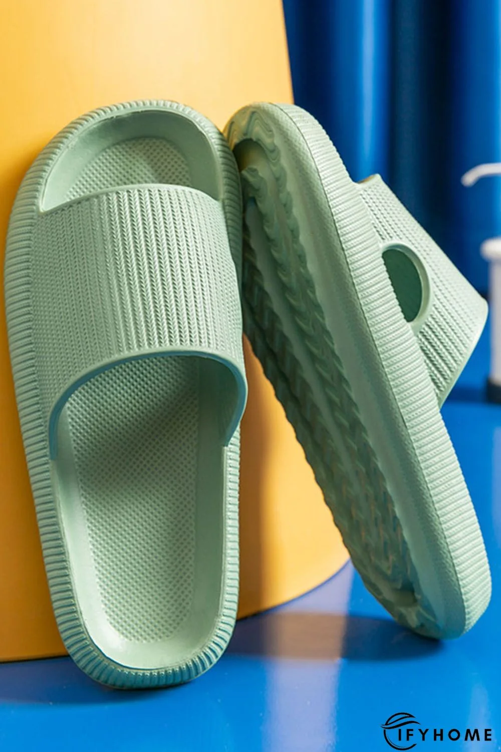 Green Hollow-out Thick Soled Slip On Slippers | IFYHOME