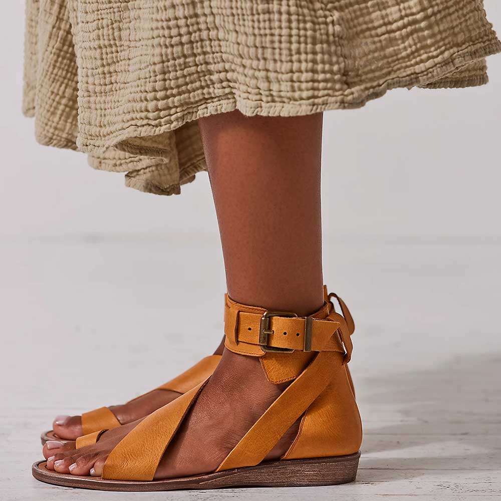 Tan Vegan Leather Round Toe Buckle Fastening Strap Flat Sandals Nicepairs