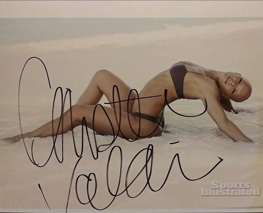 Christie valdiserri signed 8 x 10