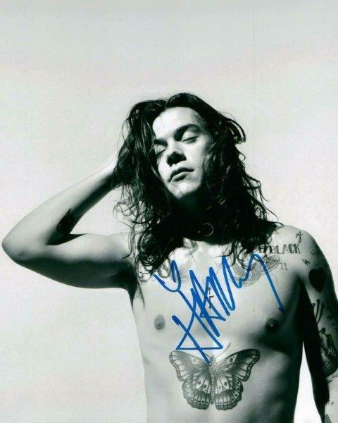 REPRINT - HARRY STYLES One Direction Signed 8 x 10 Glossy Photo Poster painting Poster RP