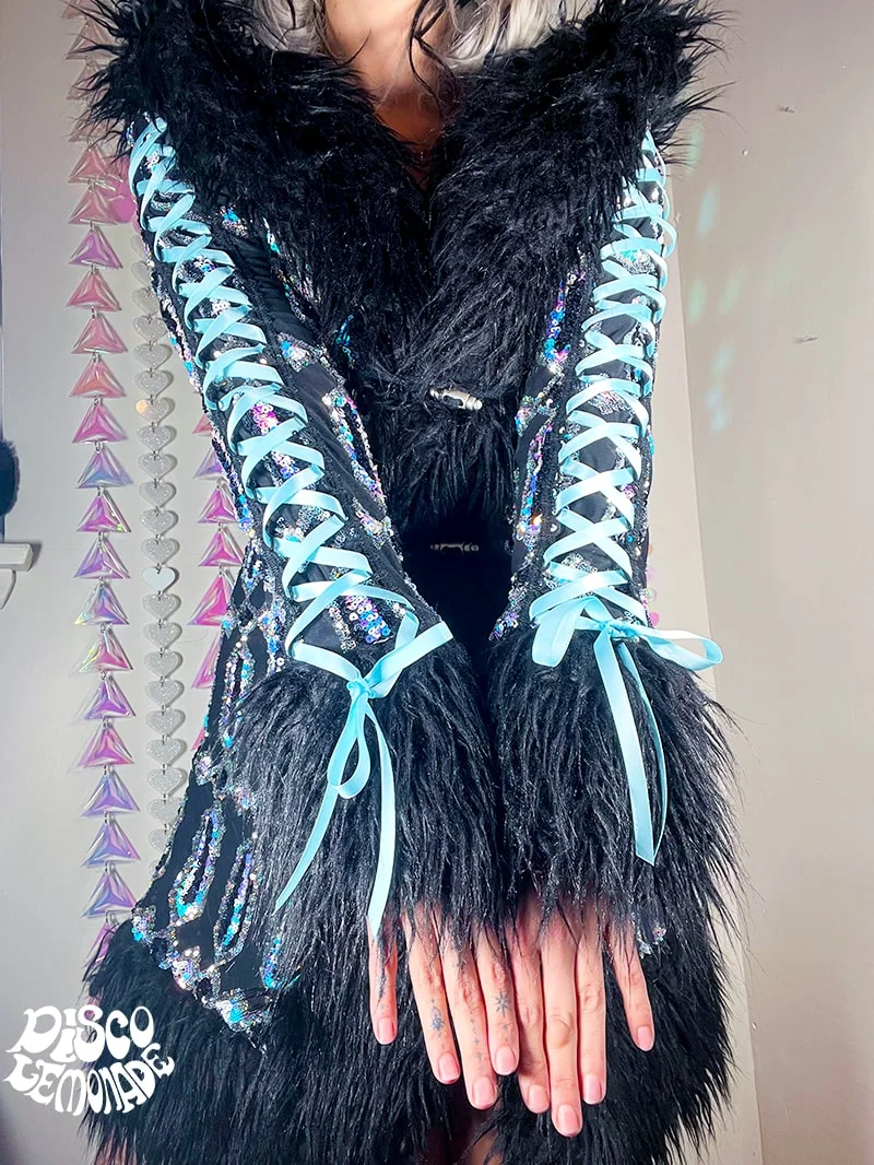 【Versace】Divat r&oacute;ka kab&aacute;t