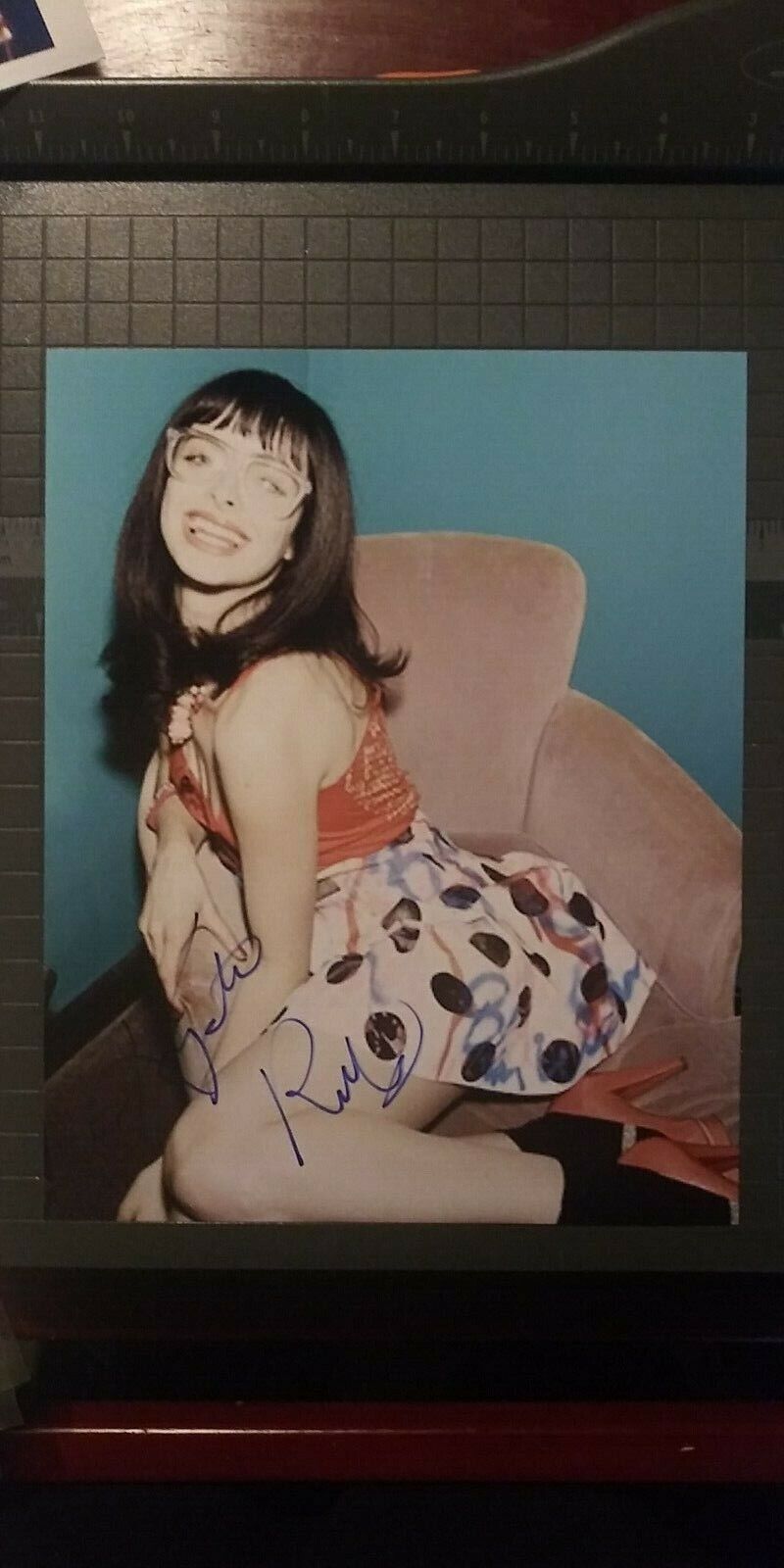 Krysten Ritter signed 8x10