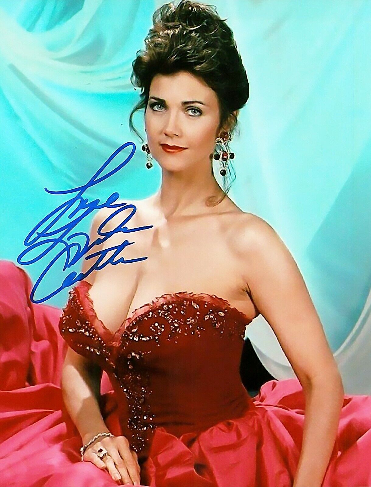 LYNDA CARTER WONDER WOMAN SIGNED AUTOGRAPH SIGNATURE 8X11 Photo Poster painting PICTURE REPRINT