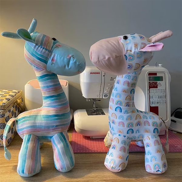 Giraffe Doll Sewing Template set & Instructions giraffe-doll-sewing-template-set-instructions