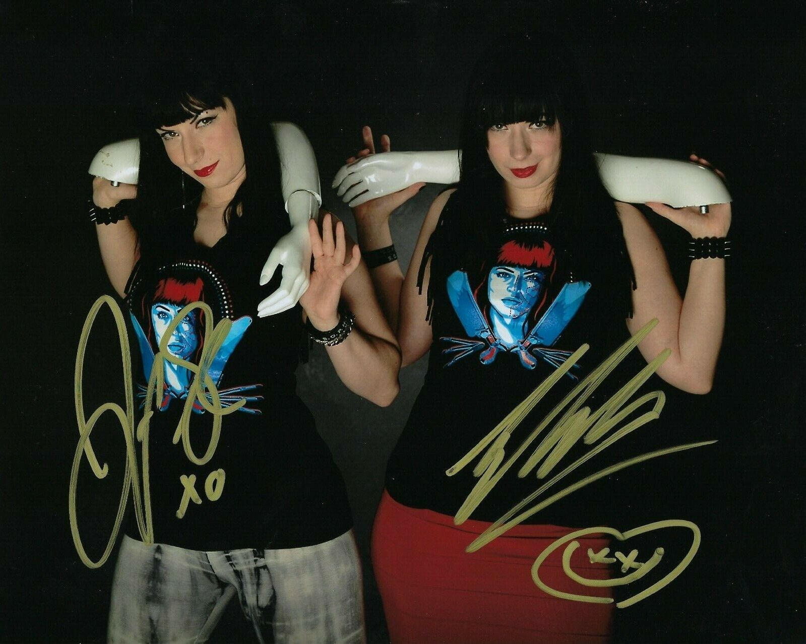 GFA The Twisted Sisters Twins * JEN and SYLVIA SOSKA * Signed 8x10 Photo Poster painting COA