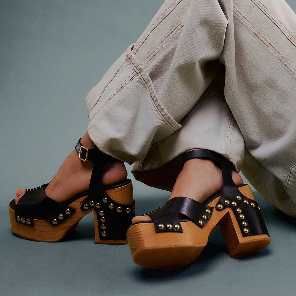 Black Round Toe 4'' Chunky Heel Studded Ankle Strap Platform Sandals Nicepairs