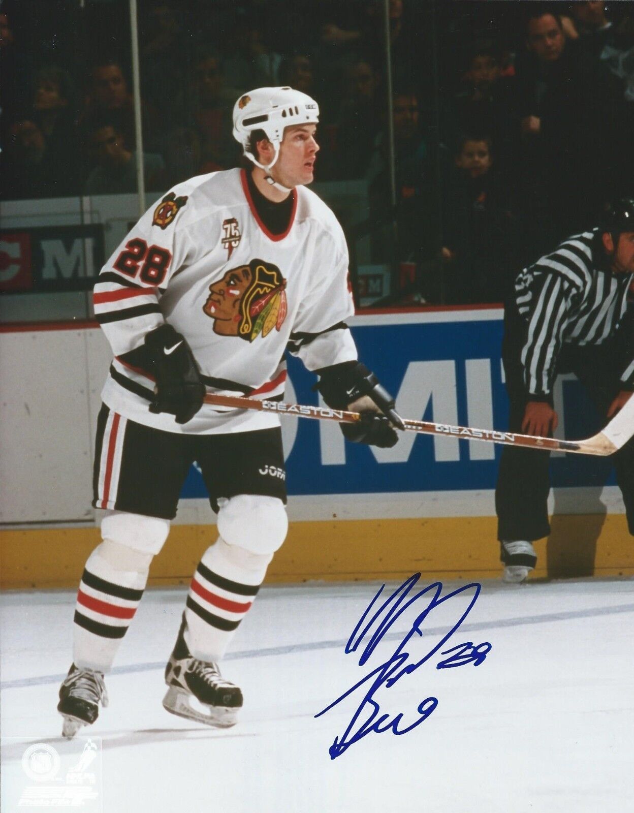 Autographed 8x10 MARK BELL Blackhawks Photo Poster painting - w/COA