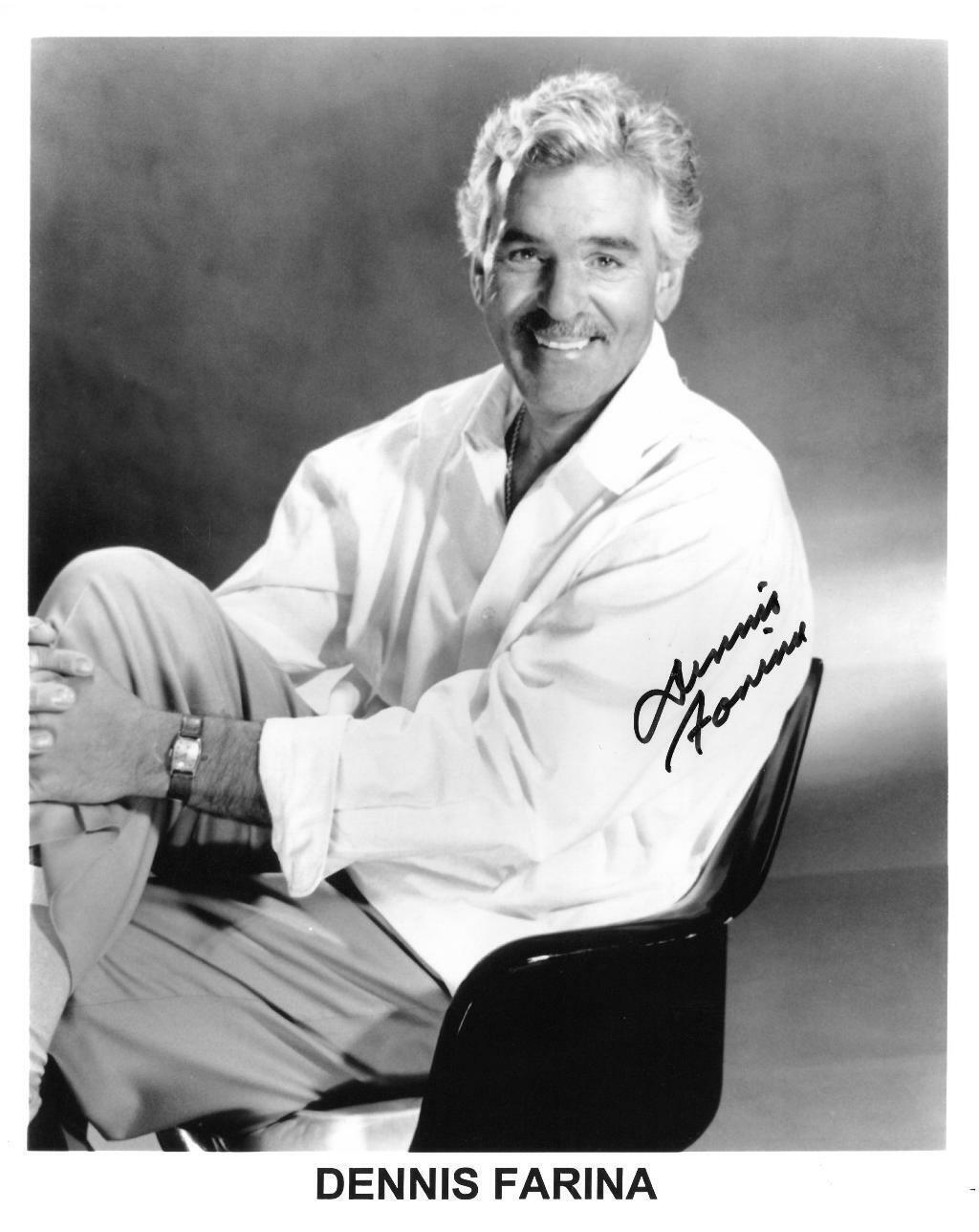 Dennis Farina Signed Authentic Autographed 8x10 B/W Photo Poster painting BECKETT #Z83766