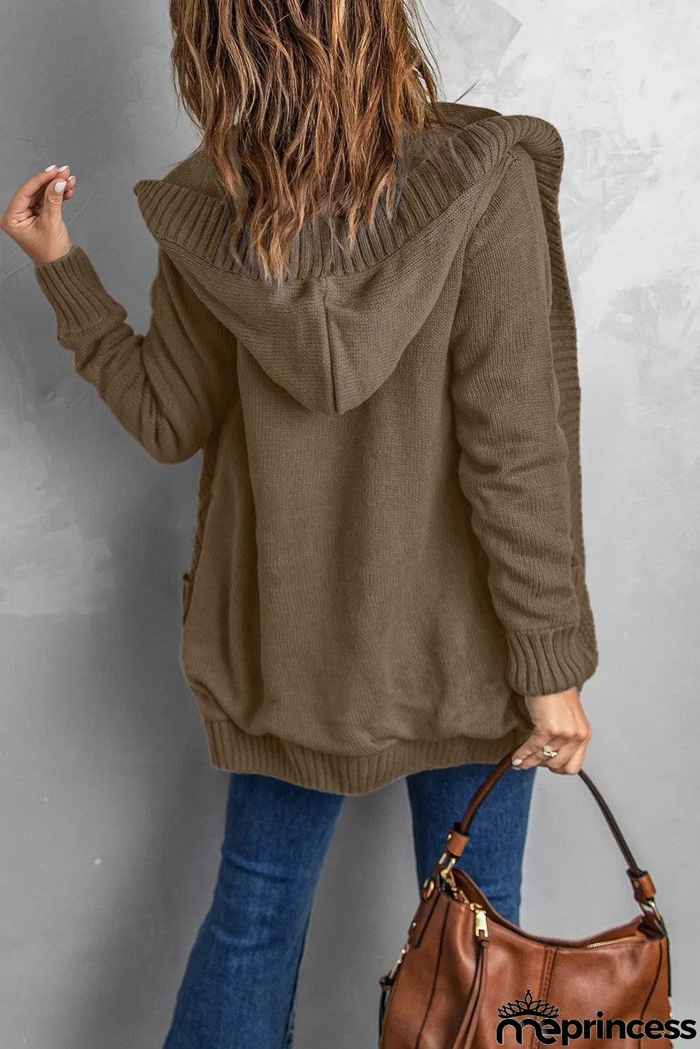 Effortless and Chic Cardigan