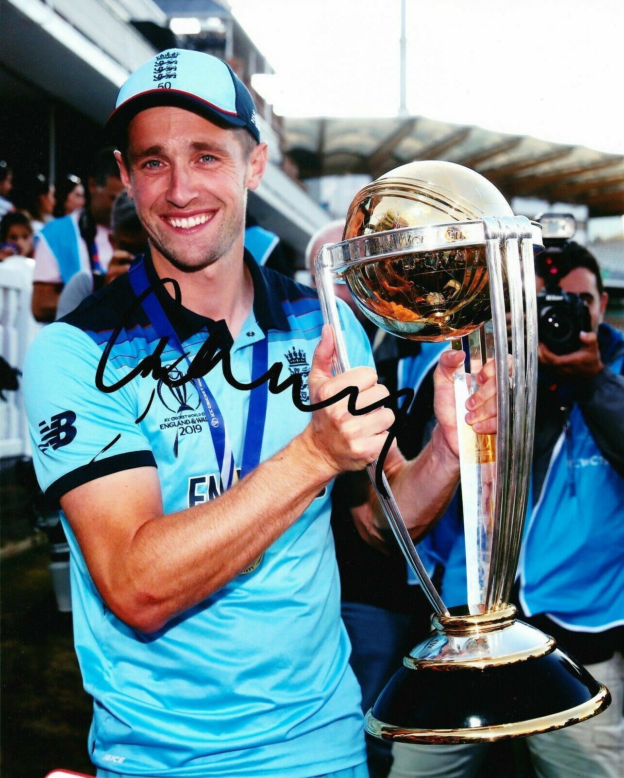 Chris Woakes Signed 10X8 Photo Poster painting 2019 England CRICKET World Cup AFTAL COA (2555)