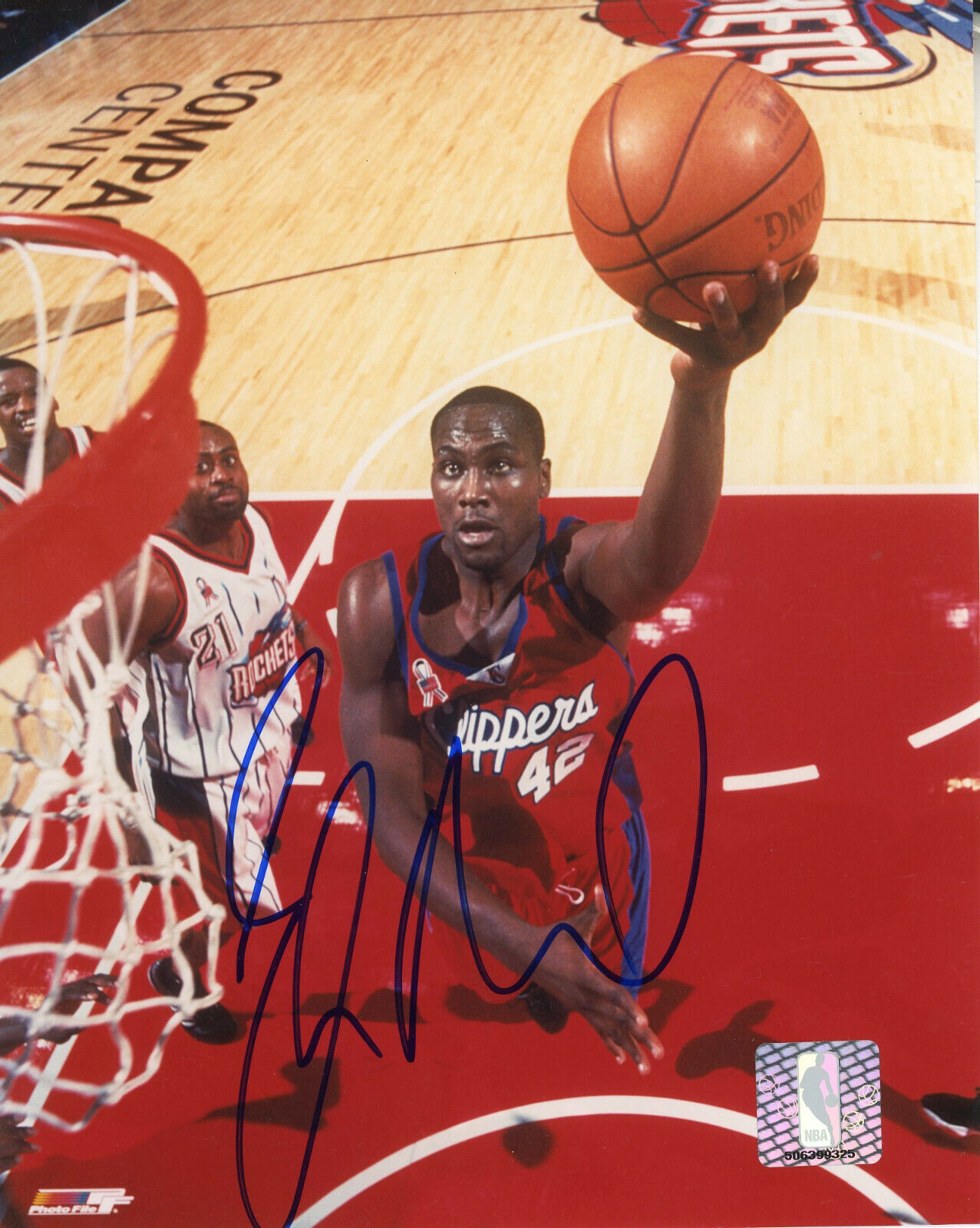 Elton Brand Autographed 8x10 Los Angeles Clippers#S1341