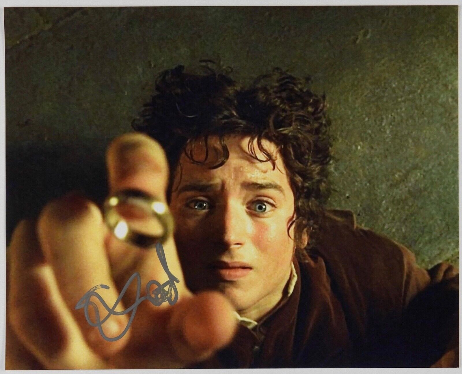 Elijah Wood Lord of The Rings JSA Autograph Signed 8 x 10 COA