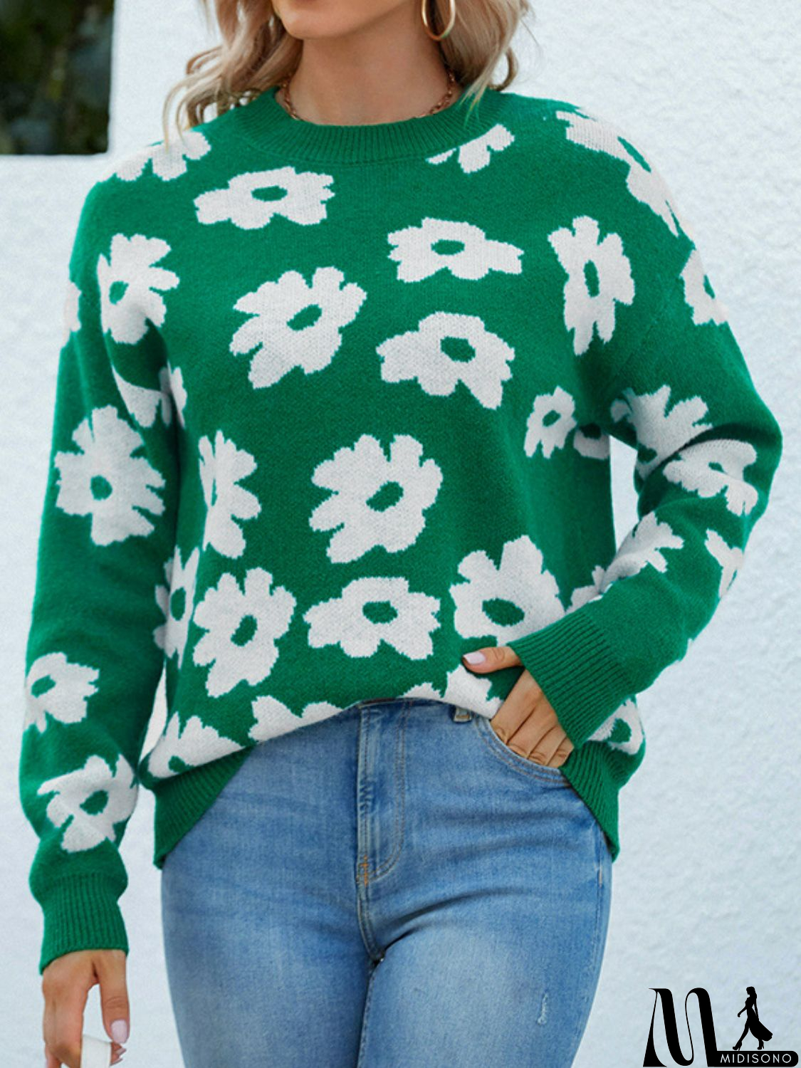 MidiSono - Versatile and Comfortable Sweater