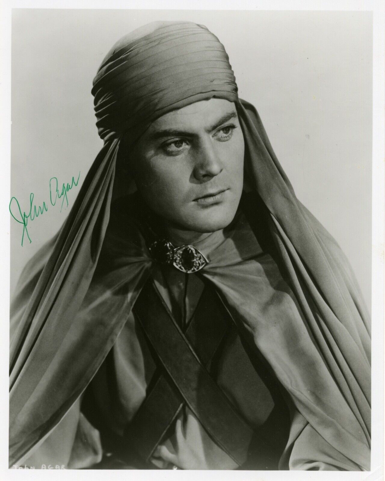 The Magic Carpet movie 8x10 Photo Poster painting signed by Sands of Iwo Jima actor Jon Agar