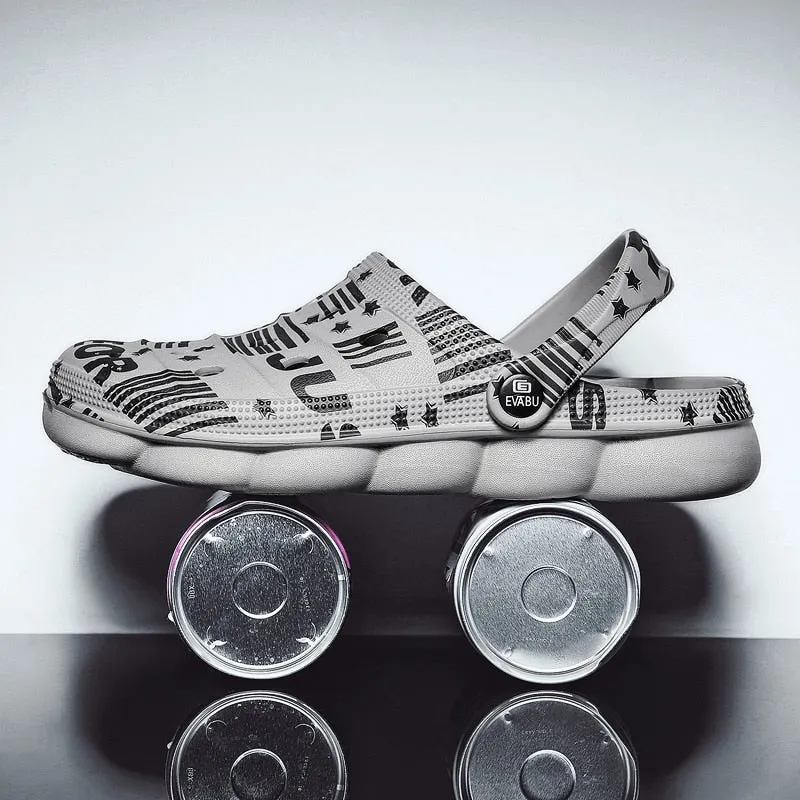 Men Causal Summer Sandals EVA Garden Clogs Sandals Soft Memory Hospital Shoes Men Slip On Beach Water Slippers Zapatos Hombre