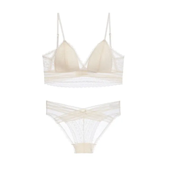Harper's Lace Set