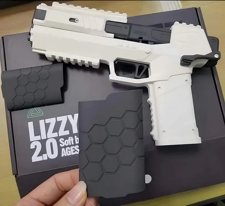 Cyberpunk 2077 Lizzy Gecko 2.0 Dart Blaster - Powerful & Accurate